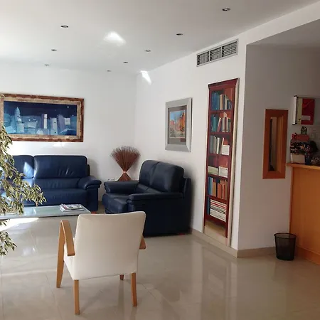 Y Mirablau Hotel